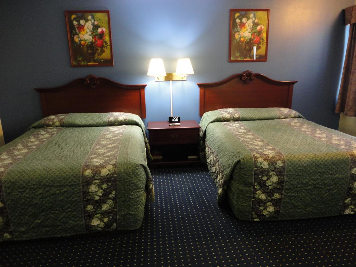 Sands Motel Далхарт Экстерьер фото