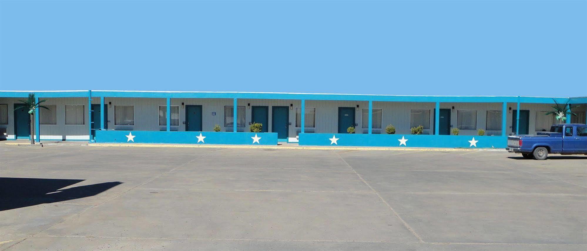 Sands Motel Далхарт Экстерьер фото