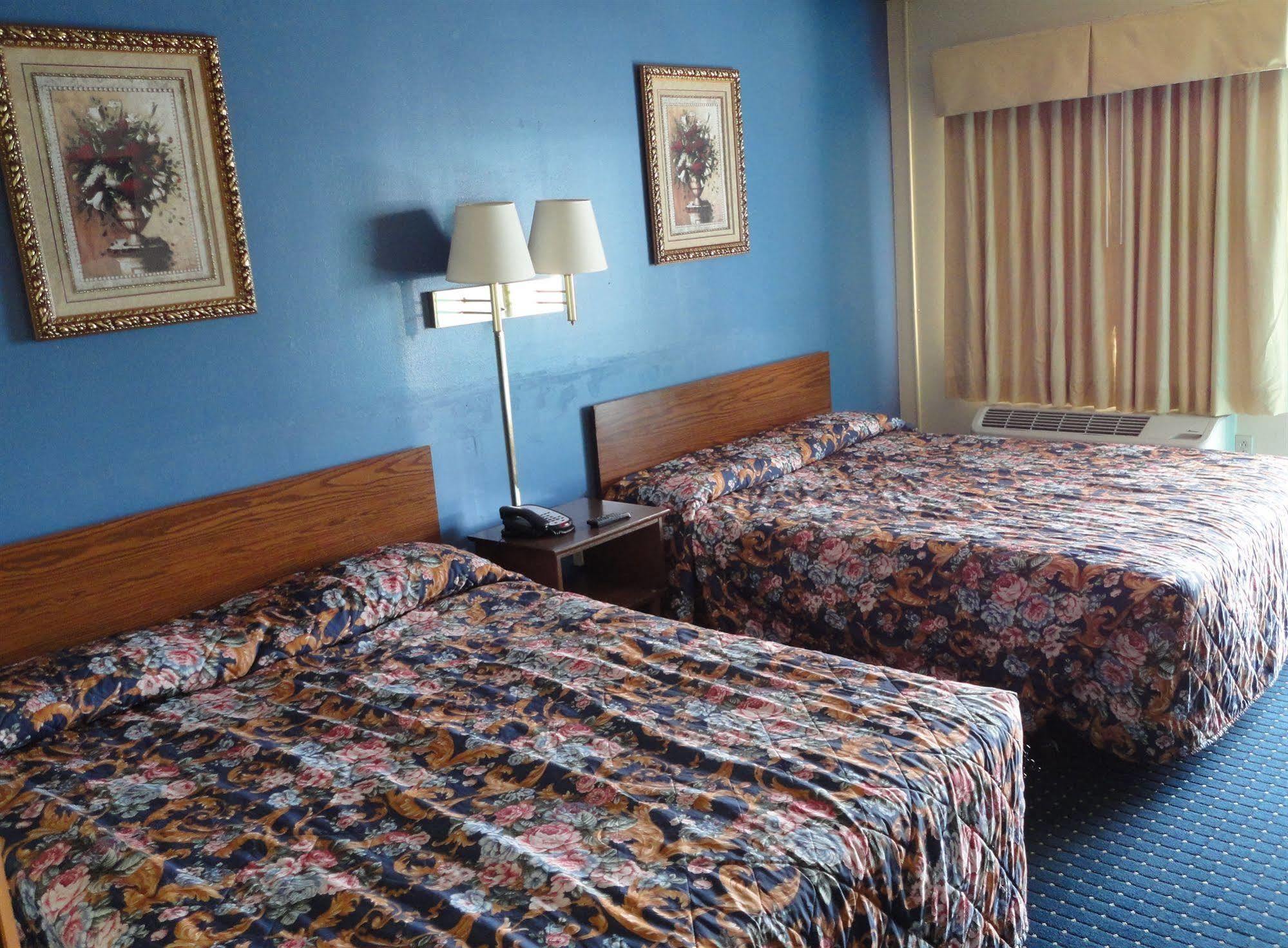 Sands Motel Далхарт Экстерьер фото